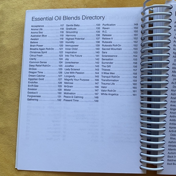 Essential Oils Pocket Reference by Life Science Publishing 5th Edition - Picture 7 of 10